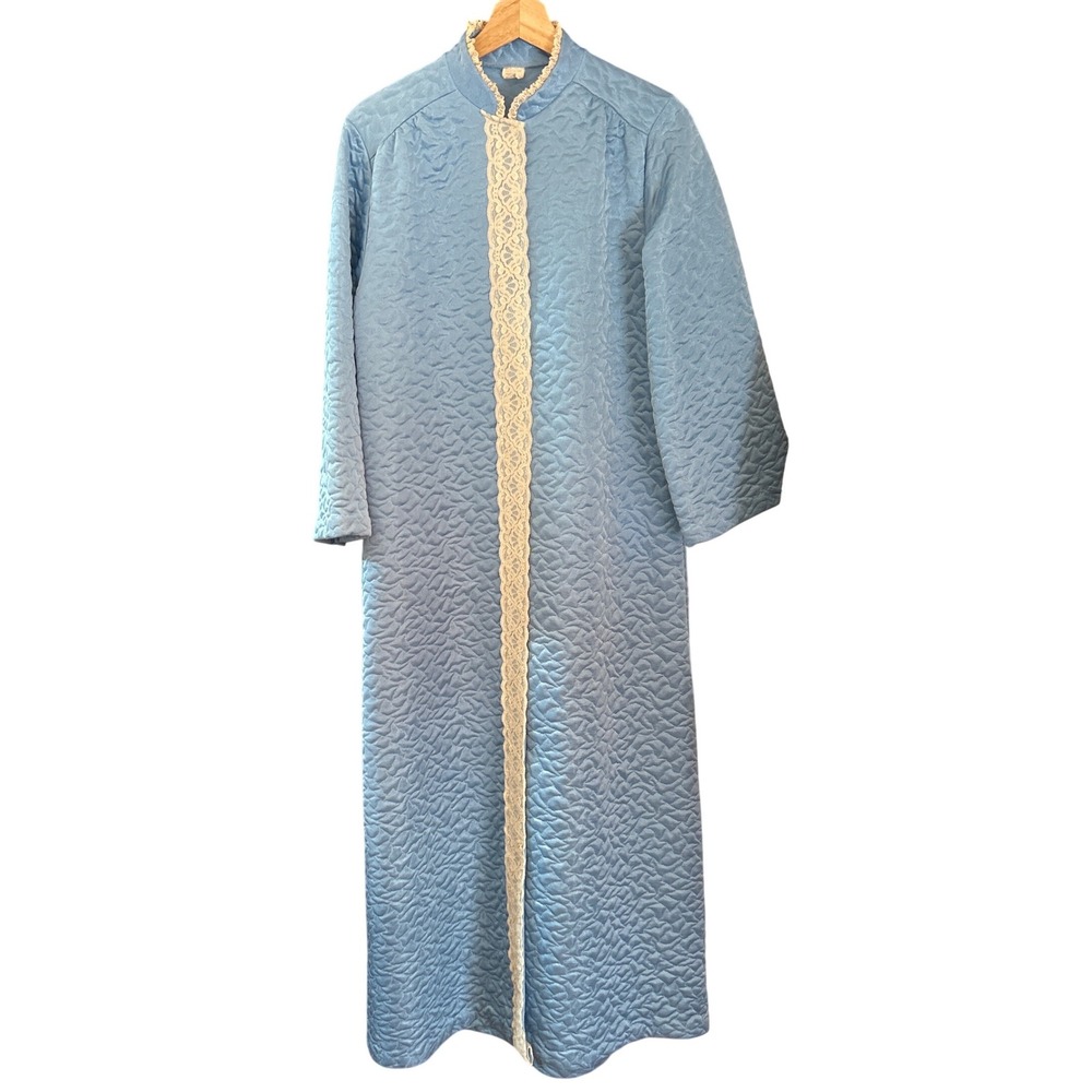 Vintage Quilted Robe Grandmacore Coquette Regencycore Loungewear Sleepwear Retro